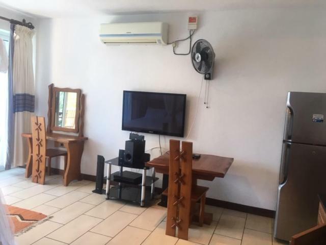 Bamburi Beach Studio Apartment B41 Extérieur photo